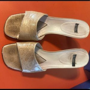 Stuart weitzman crocodile kitten heels